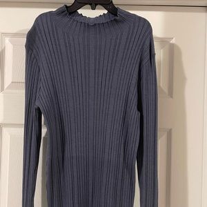 🌸🌷🌼 Women’s Ribbed Crewneck Sweater NWOT